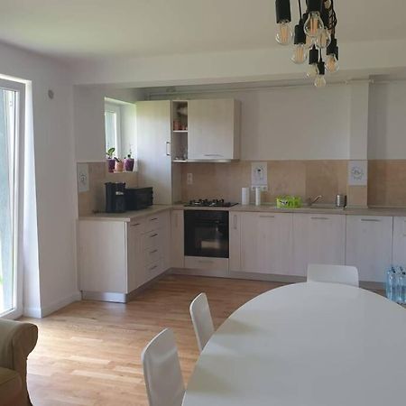 Garden Leisure Apartments Brasov Luaran gambar